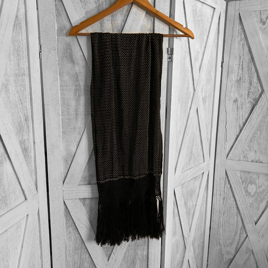 Vintage hand loom fringed scarf in black and white