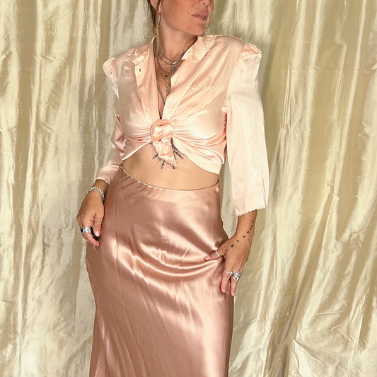 1930s 100% silk Barbizon bedshirt in blush pink