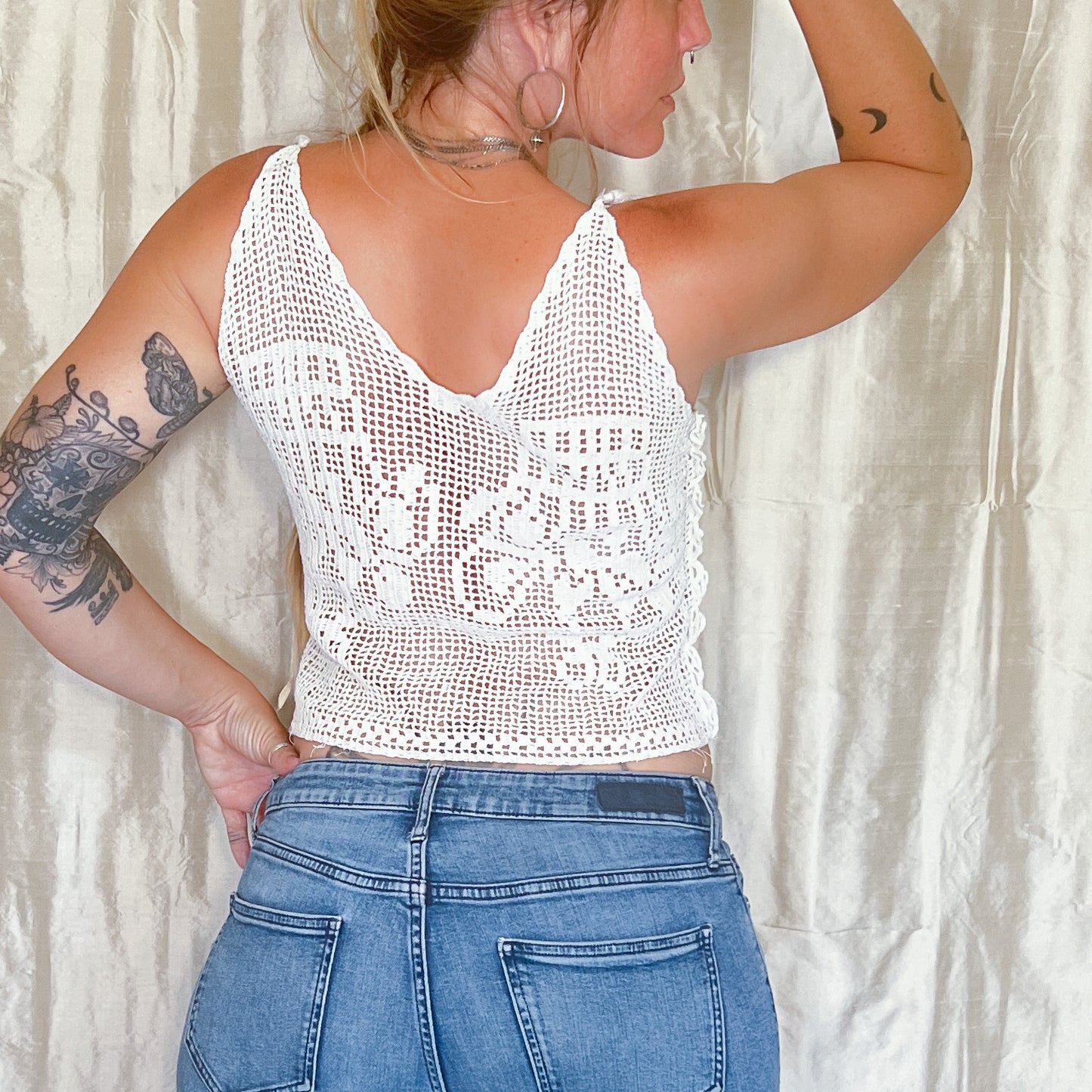 1940s hand crochet tank top in alabaster