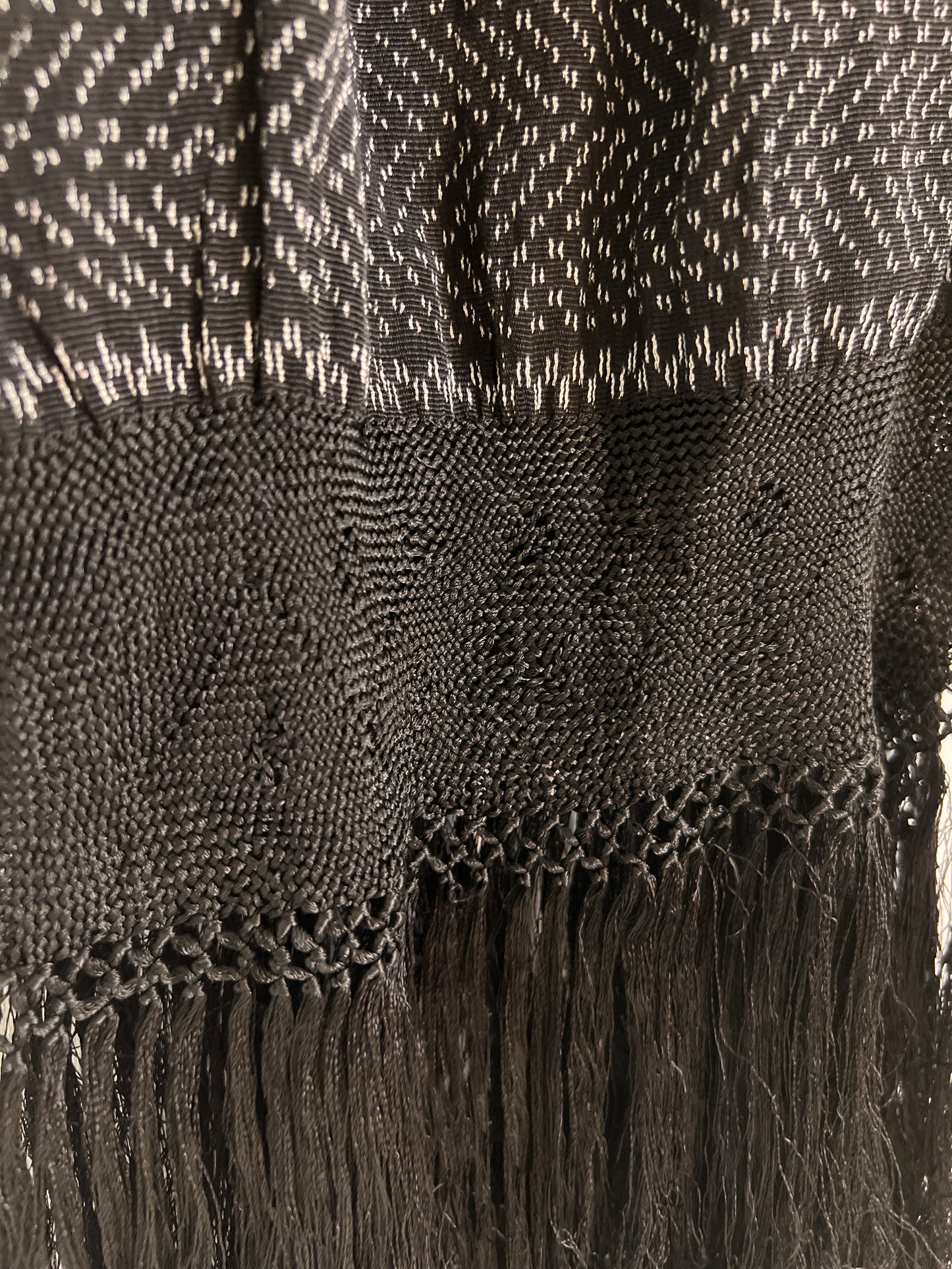 Vintage hand loom fringed scarf in black and white