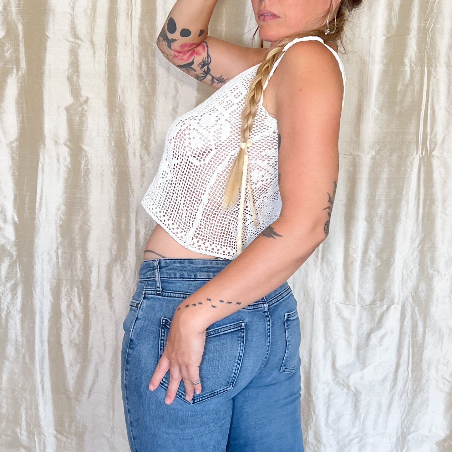 1940s hand crochet tank top in alabaster