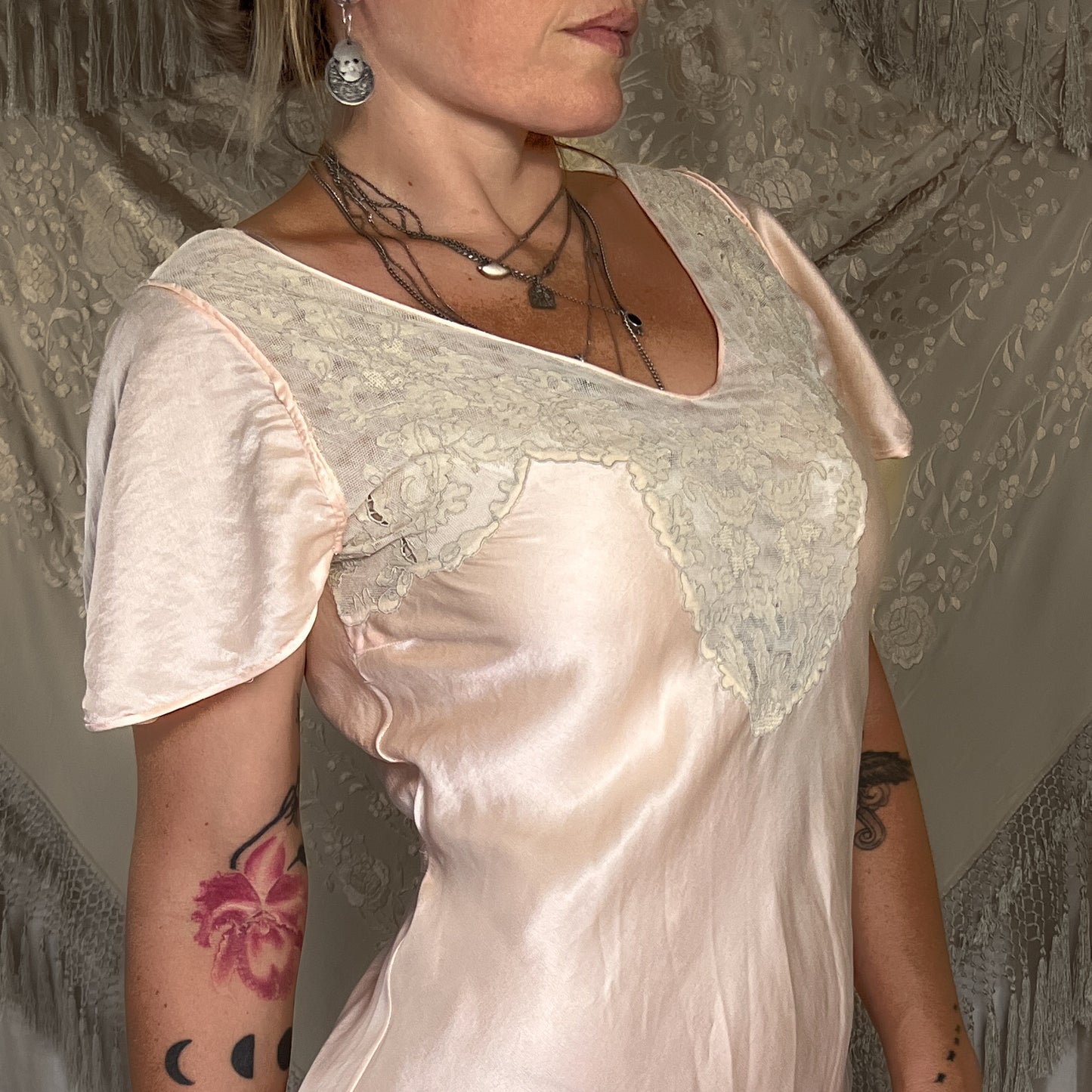 1920s/1930s Vintage Empress Silk short sleeve slip dress in floral guava pink jacquard