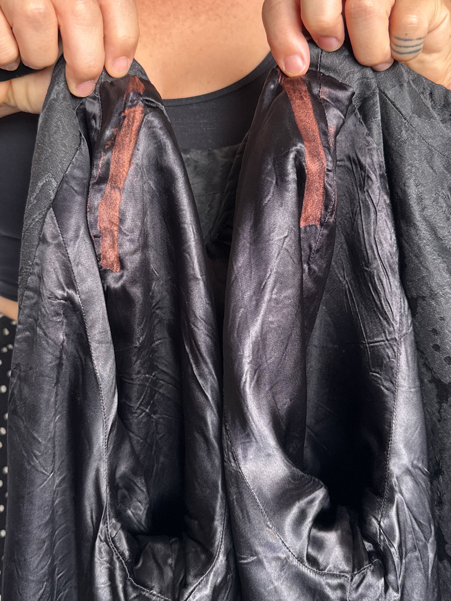 Vintage 1940s / 1950s Paisley Damask Hostess Jacket with Mandarin Collar & Frog Buttons