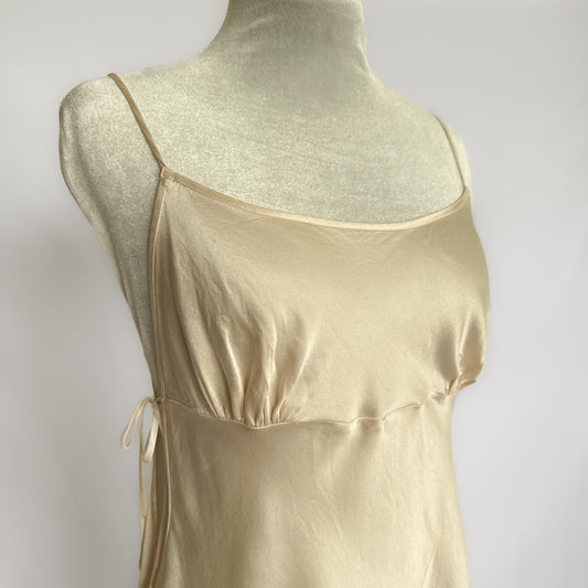 Y2K Vintage 100% silk Victoria’s secret mini slip dress in peach  ream