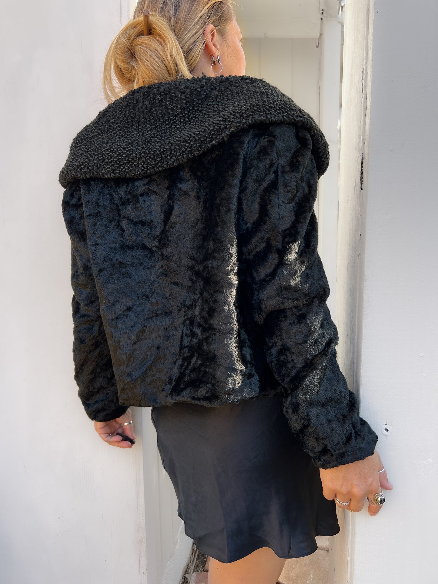 1930s vintage velvet collared coat