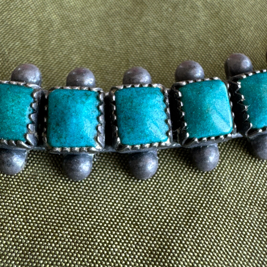 Vintage Native American sterling silver turquoise choker necklace