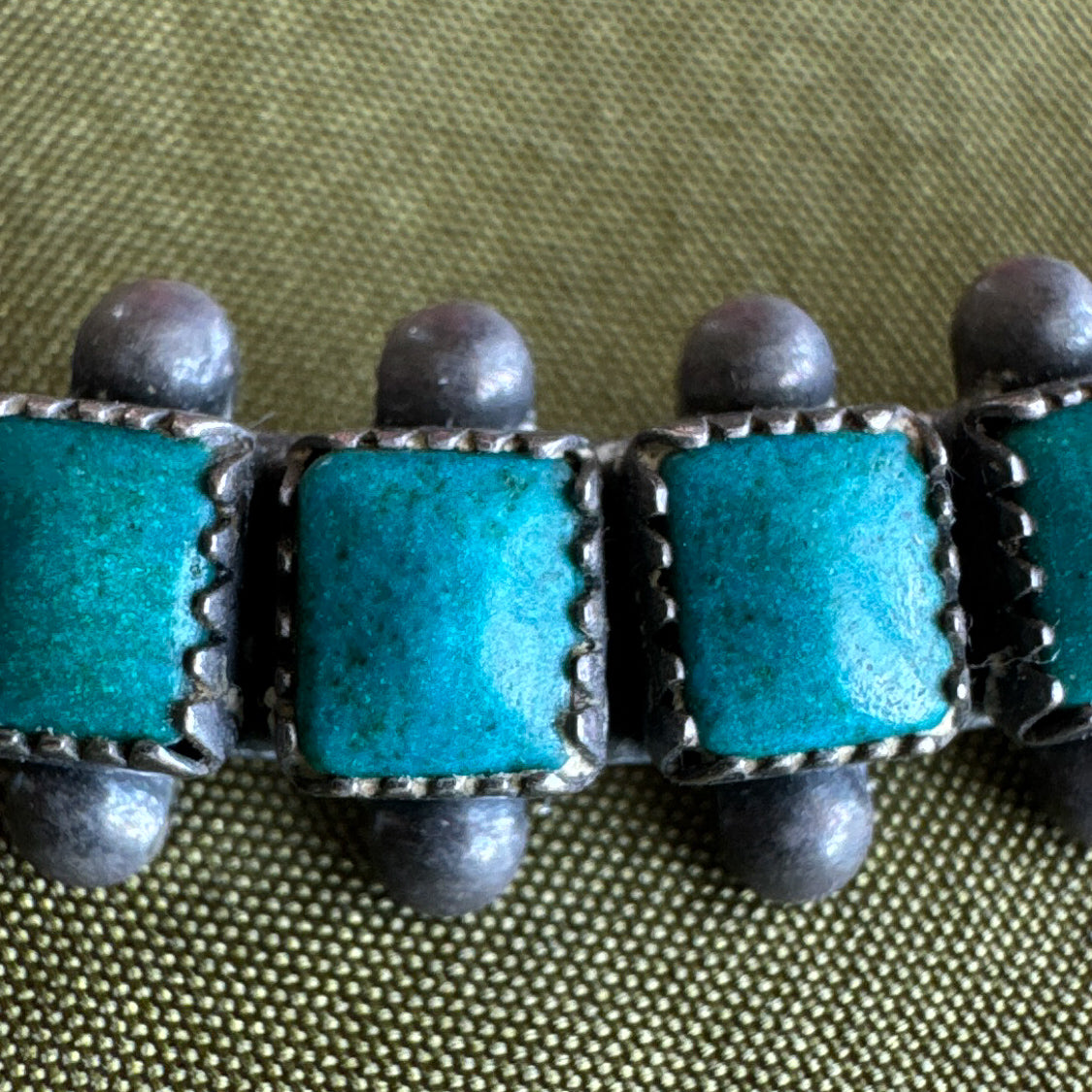 Vintage Native American sterling silver turquoise choker necklace