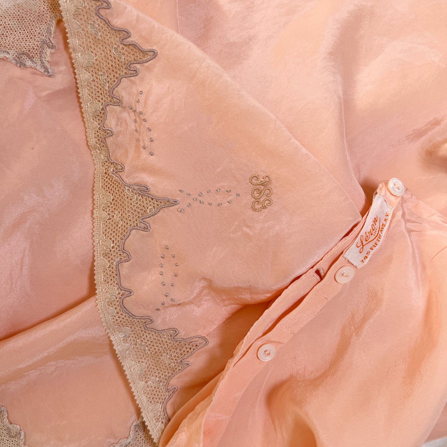 1930s Vintage 100% silk tap shorts/panties in guava