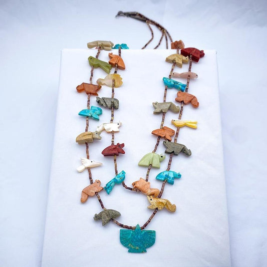 Vintage Zuni carved animal fetish necklace