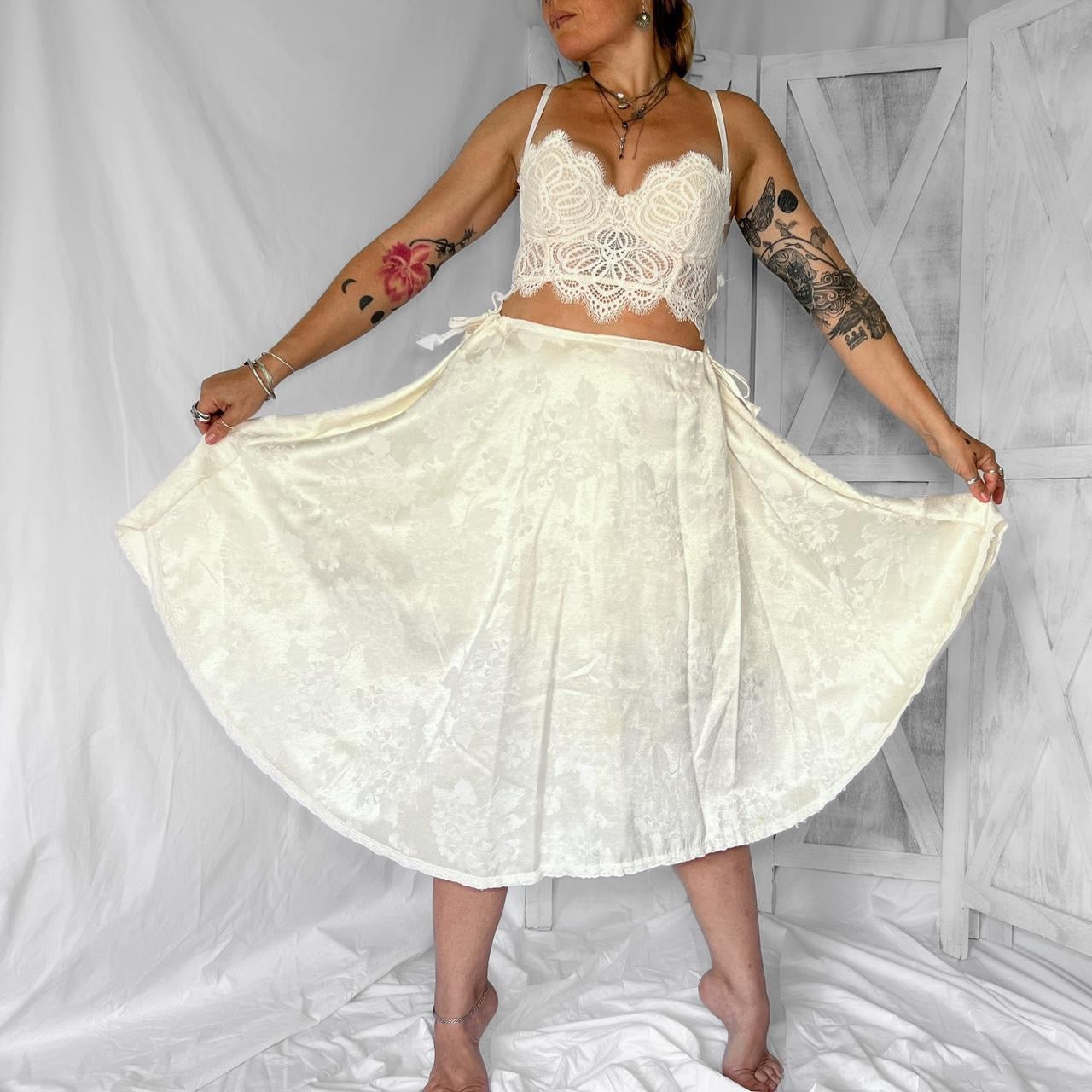 SOLDVintage floral jacquard maxi prairie wrap skirt in alabaster