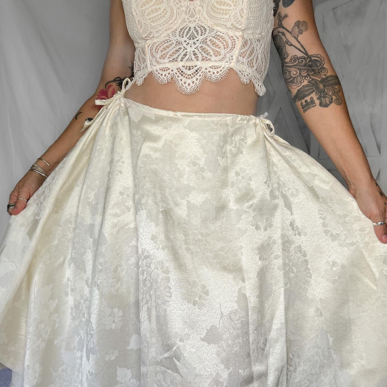 SOLDVintage floral jacquard maxi prairie wrap skirt in alabaster